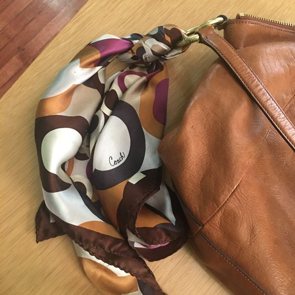 Brown leather Coach bag - Picture 4 of 5